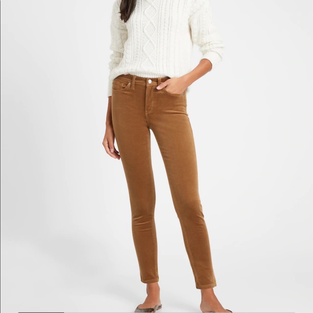 Sustainable Cotton Corduroy Capris
